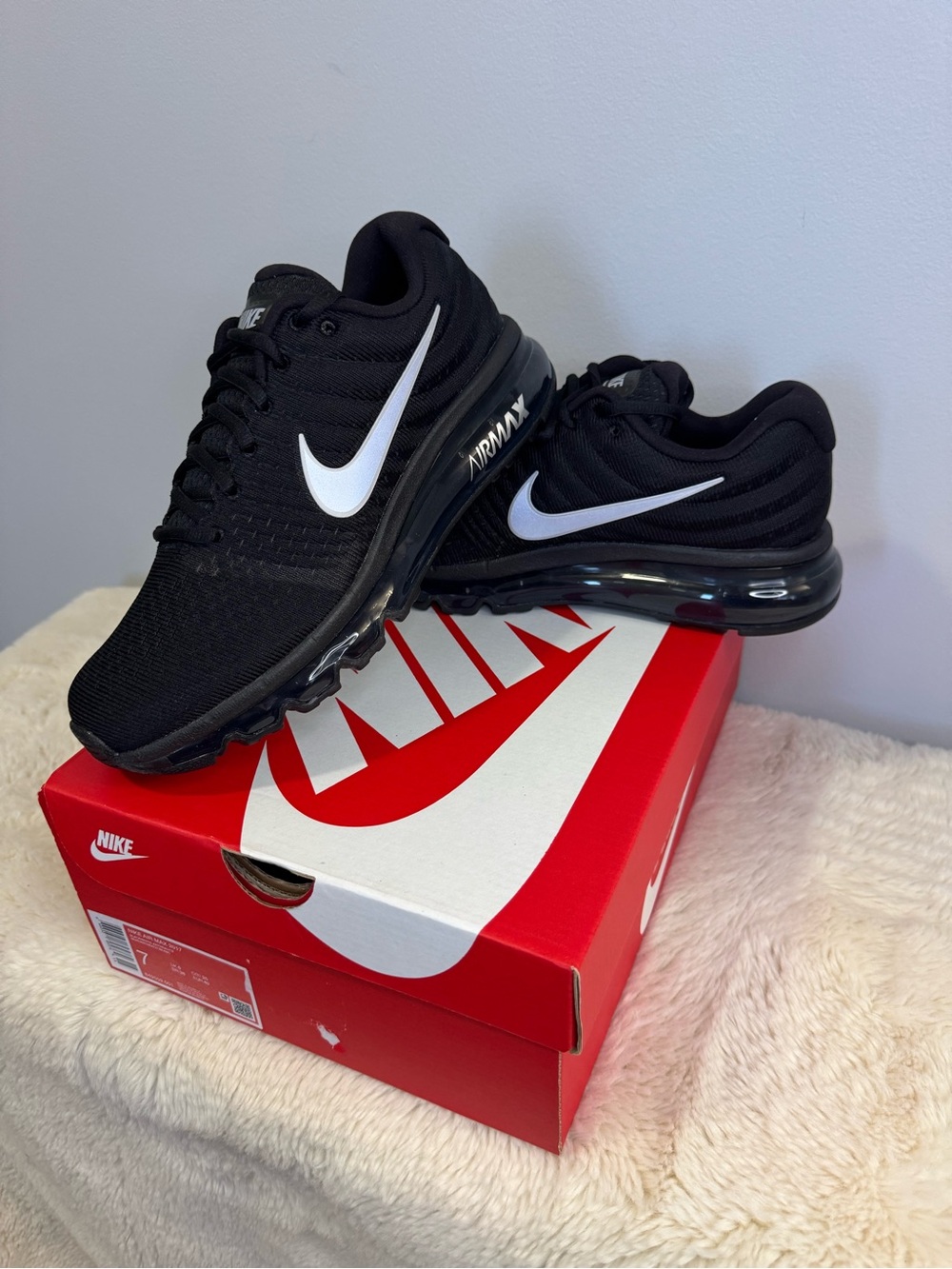 Men’s Nike Air Max  - Size 7